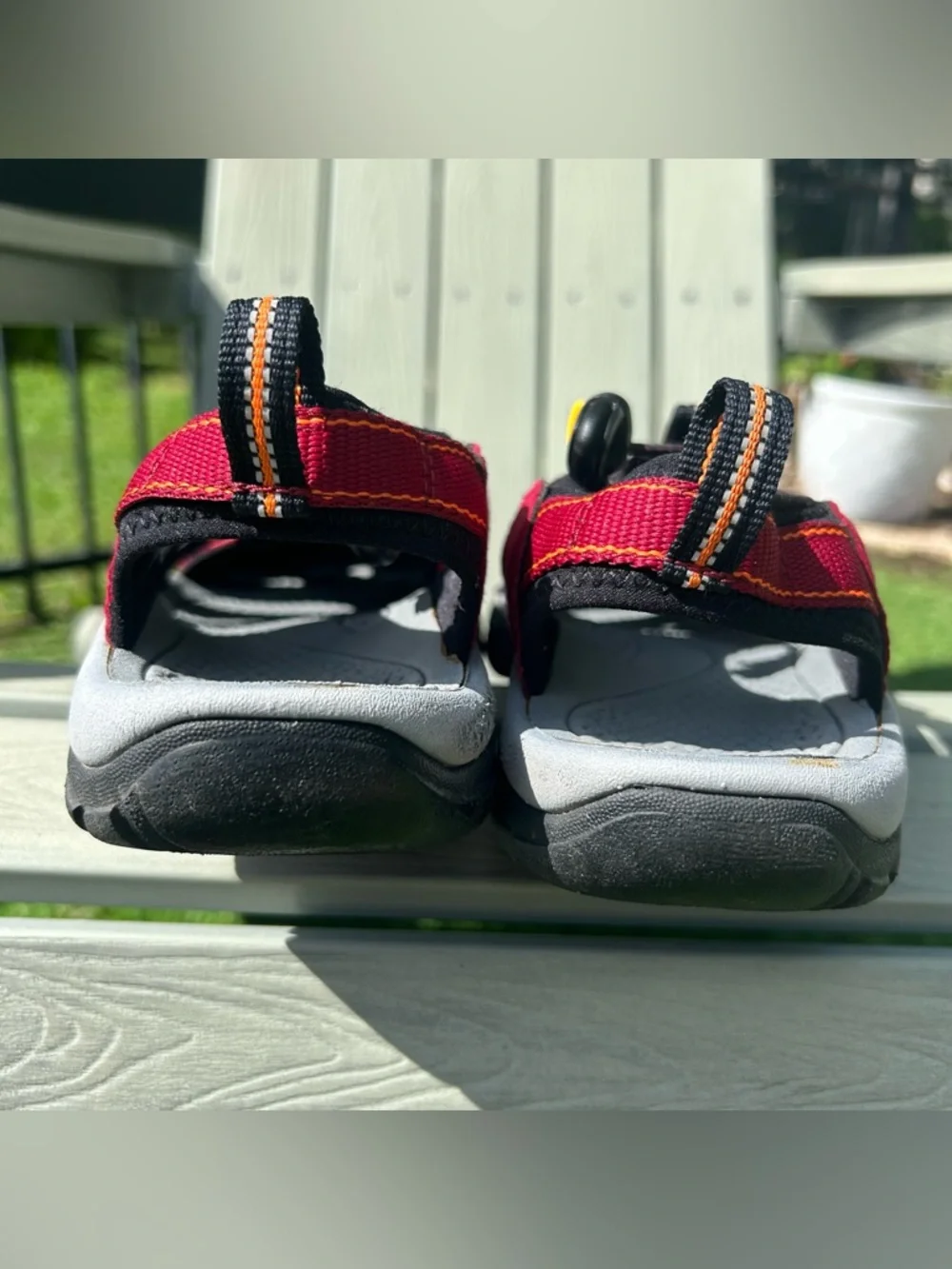 Keen Women’s 8 Newport H2 Red Closed Toe Sport Hiking Sandals Waterproof Shoes - Picture 12 of 13
